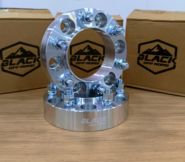 SEPARADOR C/ CENTRALIZADOR 6X139.7-108.1 12X1.5 T2 PULGADAS SILVER (JUEGO)