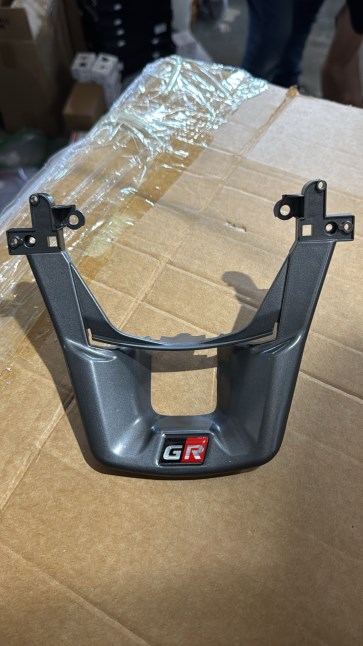 APLIQUE VOLANTE GR GRIS